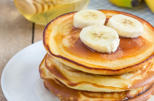 Desayuno pancakes de plátano sin harina. Fácil de preparar y muy saludable!
